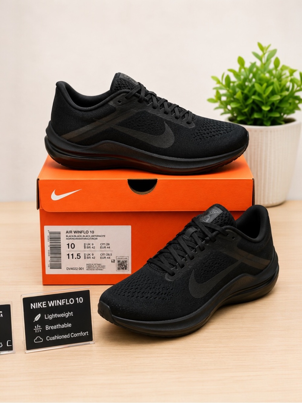 Nike Air Winflo 10 Road Running Shoes Triple Black DV4022-001 Men's Sizes 10 NIB